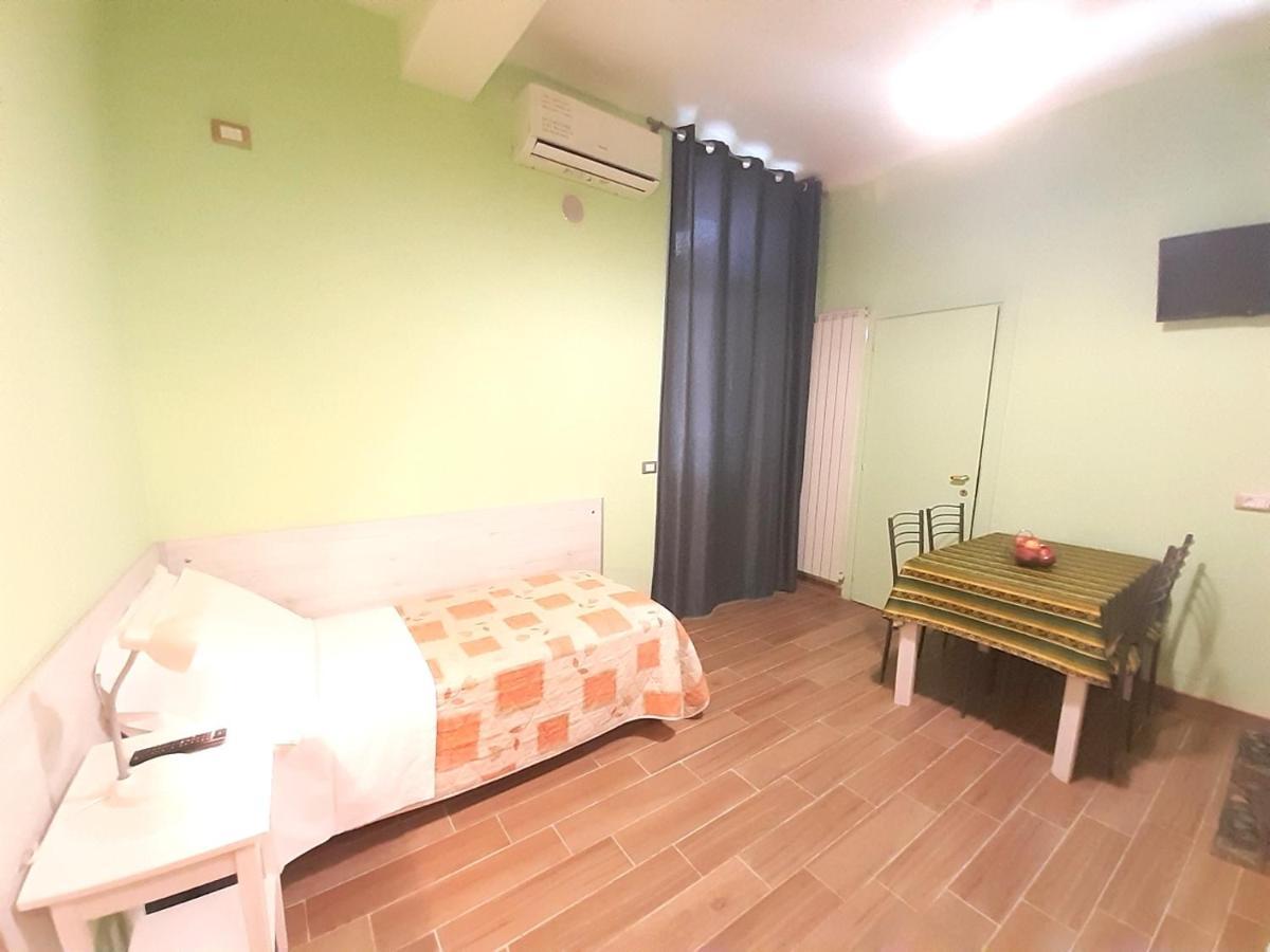 Torino Central-- Rooms And Apartments - Alba Kültér fotó