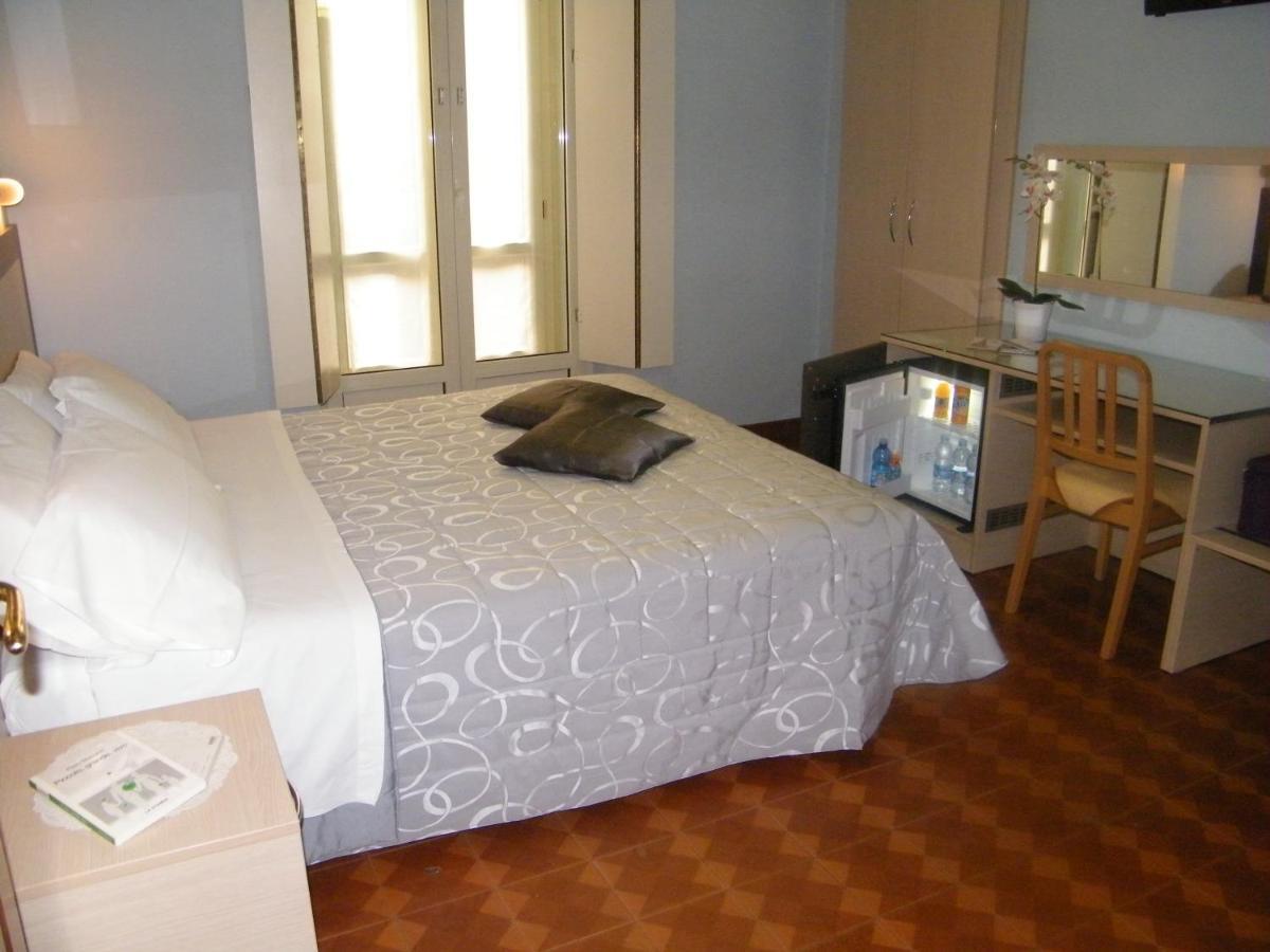 Torino Central-- Rooms And Apartments - Alba Kültér fotó