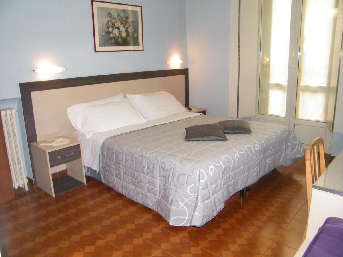 Torino Central-- Rooms And Apartments - Alba Kültér fotó